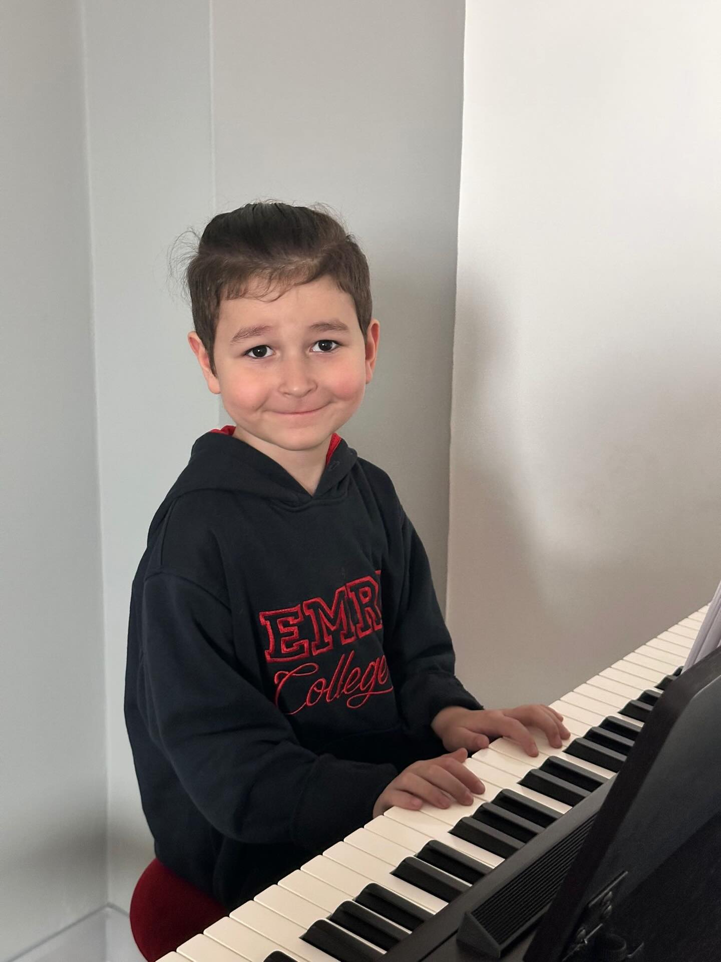 EMRE KOLEJİ 😍 #ankaraözelokul #ankarakolejleri #kavaklıdereözelokul
#özelokul #özelortaokul kolej ankaraanasınıfı
ankaraözelanaokulu kavaklıdere tunalıhilmi eğitim
ankaraeğitim lgsmatematik ankaraokulöncesi ankara
çankaya küçükesat büyükesat öğrenci
öğrencikoçluğu başarı hızlıokuma kitap kavaklıderekolej özelilkokul özelanasınıfı
özelortaokul deneyimliöğretmen lgs
vipeğitim