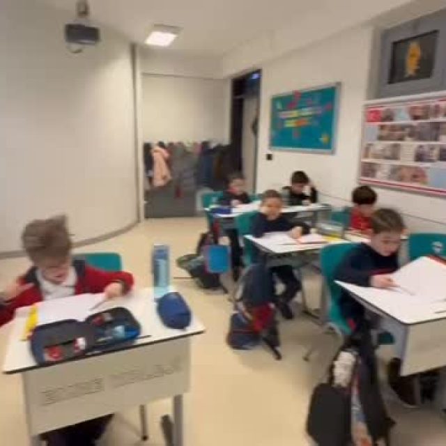 EMRE KOLEJİ 😍 #ankaraözelokul #ankarakolejleri #kavaklıdereözelokul
#özelokul #özelortaokul kolej ankaraanasınıfı
ankaraözelanaokulu kavaklıdere tunalıhilmi eğitim
ankaraeğitim lgsmatematik ankaraokulöncesi ankara
çankaya küçükesat büyükesat öğrenci
öğrencikoçluğu başarı hızlıokuma kitap kavaklıderekolej özelilkokul özelanasınıfı
özelortaokul deneyimliöğretmen lgs
vipeğitim